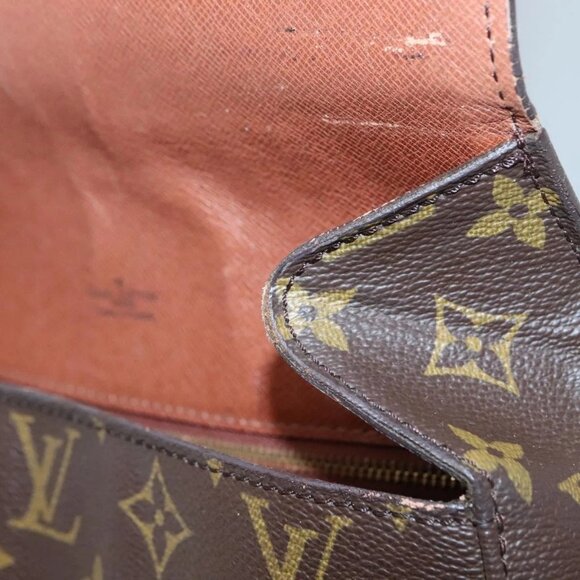 LOUIS VUITTON Monogram Saint Cloud GM Shoulder Bag - Picture 12 of 15